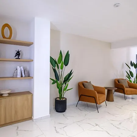 Artemis 104 - Seaside Stories * Livádia