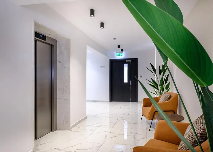 Artemis 104 - Seaside Stories